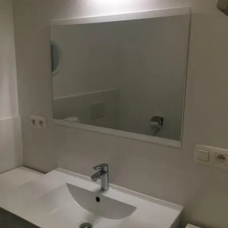 Seaview Apartment *